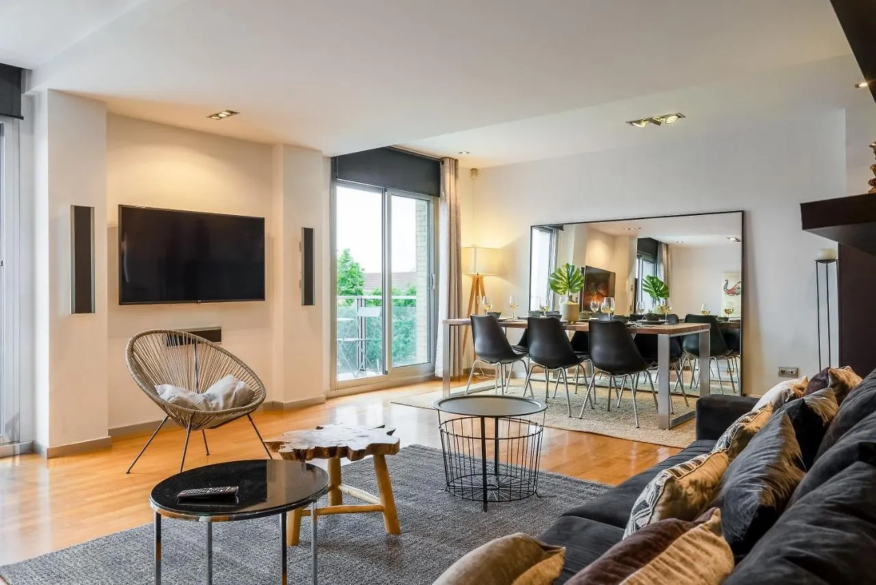 Lodging Apartments Beach Penthouse Near Center With Pool location